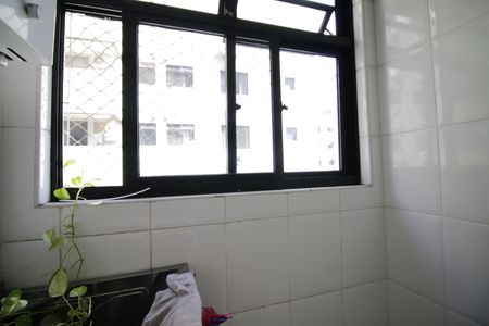 Apartamento para alugar com 69m², 2 quartos e 1 vagaÁrea de Serviço