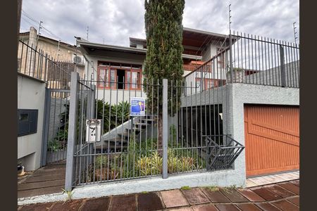 Casa à venda com 300m², 3 quartos e 2 vagasPlaca Instalada em 07/04/2026 - Cod.OBIW-40