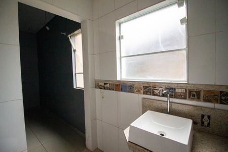 Casa para alugar com 450m², 2 quartos e 2 vagasBanheiro da Suíte