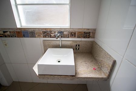 Casa para alugar com 450m², 2 quartos e 2 vagasBanheiro da Suíte