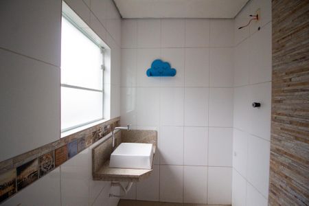 Casa para alugar com 450m², 2 quartos e 2 vagasBanheiro da Suíte