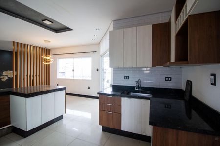 Casa para alugar com 450m², 2 quartos e 2 vagasCozinha