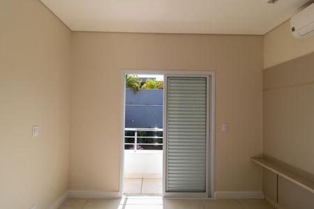 Casa de condomínio para alugar com 270m², 3 quartos e 4 vagas Casa de condomínio para alugar com 270m², 3 quartos e 4 vagasSuíte 03