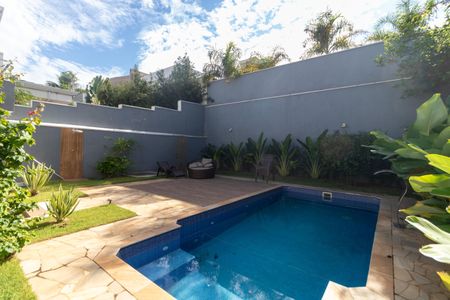 Casa de condomínio para alugar com 270m², 3 quartos e 4 vagas Casa de condomínio para alugar com 270m², 3 quartos e 4 vagasQuintal