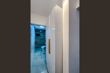 Studio para alugar com 20m², 1 quarto e sem vaga Studio para alugar com 20m², 1 quarto e sem vagaArmários