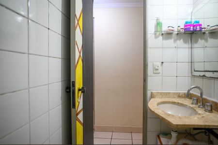 Apartamento à venda com 64m², 3 quartos e 1 vagaBanheiro Social