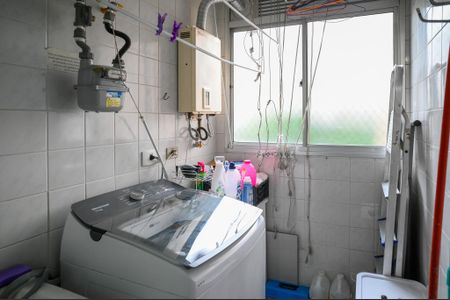 Apartamento à venda com 64m², 3 quartos e 1 vagaÁrea de Serviço