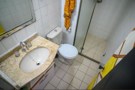 Apartamento à venda com 64m², 3 quartos e 1 vagaBanheiro Social