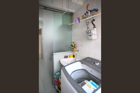 Apartamento à venda com 64m², 3 quartos e 1 vagaÁrea de Serviço