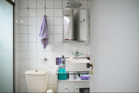 Apartamento à venda com 64m², 3 quartos e 1 vagaBanheiro Quarto 3
