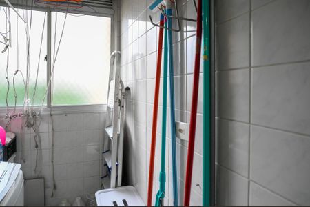 Apartamento à venda com 64m², 3 quartos e 1 vagaÁrea de Serviço