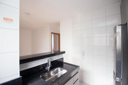 Apartamento à venda com 38m², 2 quartos e 1 vaga Apartamento à venda com 38m², 2 quartos e 1 vagaBanheiro Social