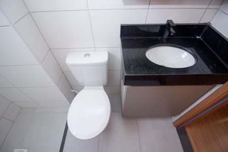 Apartamento à venda com 38m², 2 quartos e 1 vaga Apartamento à venda com 38m², 2 quartos e 1 vagaBanheiro Social