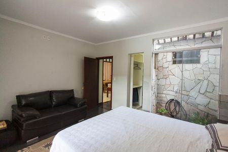 Casa para alugar com 230m², 3 quartos e 2 vagas Casa para alugar com 230m², 3 quartos e 2 vagasSuite 1