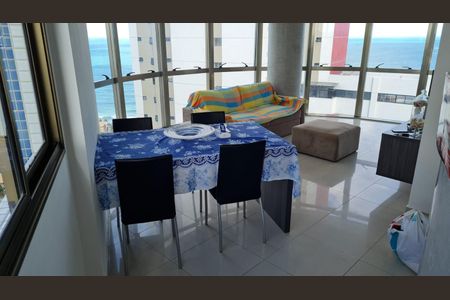 Apartamento à venda com 40m², 1 quarto e 1 vagaSala