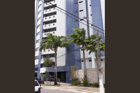 Apartamento à venda com 40m², 1 quarto e 1 vagaFachada