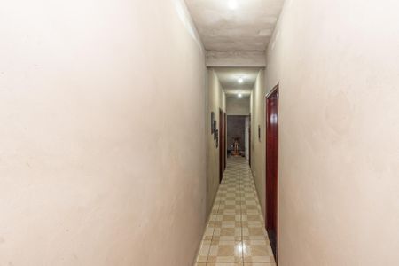 Casa para alugar com 250m², 3 quartos e 3 vagasCorredor 