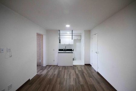 Sala de apartamento para alugar com 2 quartos, 50m² em Parque São Lourenço, São Paulo