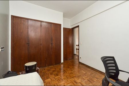 Apartamento à venda com 330m², 6 quartos e 4 vagasQuarto 1 Cobertura