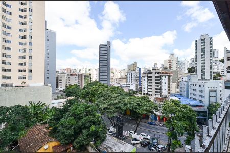 Apartamento à venda com 330m², 6 quartos e 4 vagasVista