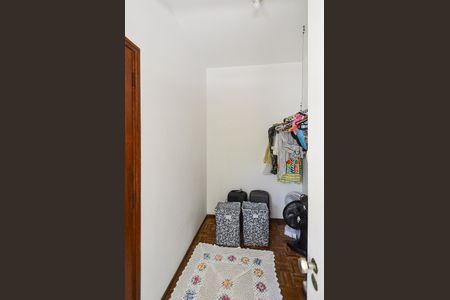 Apartamento à venda com 330m², 6 quartos e 4 vagasQuarto de Serviço