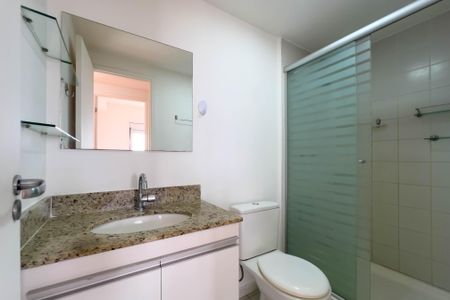 Apartamento para alugar com 54m², 2 quartos e 2 vagasBanheiro