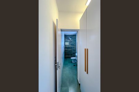 Studio para alugar com 20m², 1 quarto e sem vaga Studio para alugar com 20m², 1 quarto e sem vagaArmários