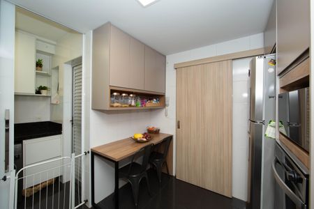 Apartamento à venda com 112m², 3 quartos e 2 vagasCOZINHA