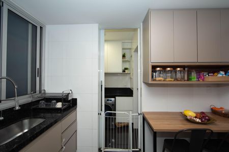 Apartamento à venda com 112m², 3 quartos e 2 vagasCOZINHA
