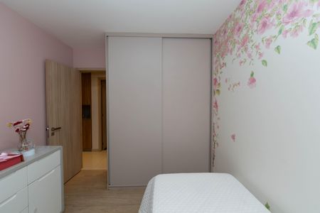 Apartamento à venda com 112m², 3 quartos e 2 vagasQUARTO2