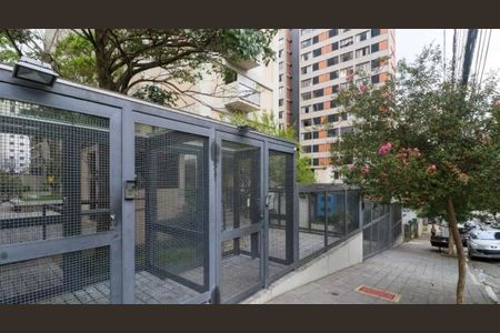 Apartamento à venda com 110m², 2 quartos e 1 vaga