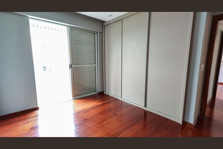 Apartamento para alugar com 140m², 4 quartos e 2 vagasQuarto Suíte