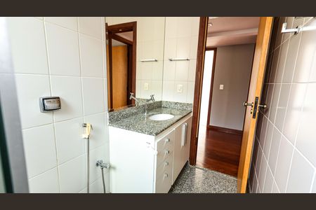 Apartamento para alugar com 140m², 4 quartos e 2 vagasBanheiro