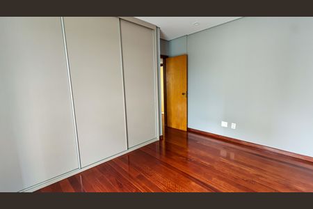 Apartamento para alugar com 140m², 4 quartos e 2 vagasQuarto Suíte