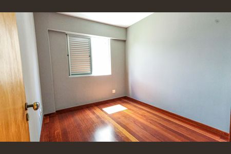 Quarto 1 de apartamento para alugar com 4 quartos, 140m² em Buritis, Belo Horizonte