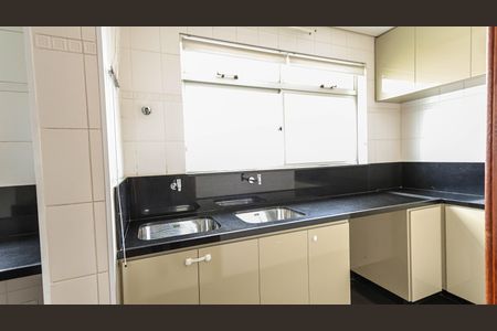 Apartamento para alugar com 140m², 4 quartos e 2 vagasÁrea de Serviço