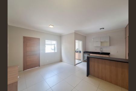 Sala de casa para alugar com 3 quartos, 110m² em Água Fria, São Paulo