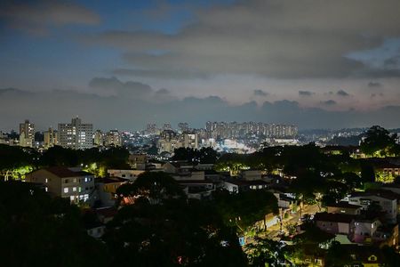 Apartamento à venda com 60m², 2 quartos e 1 vagaVista