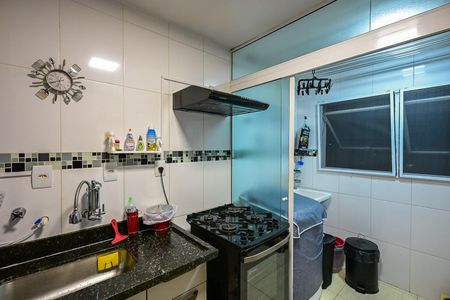 Apartamento à venda com 60m², 2 quartos e 1 vagaCozinha