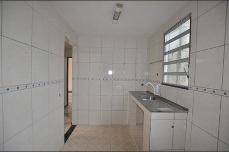 Apartamento para alugar com 63m², 2 quartos e sem vagaCozinha e Área de Serviço