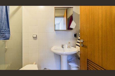 Apartamento para alugar com 500m², 4 quartos e 3 vagasBanheiro 1