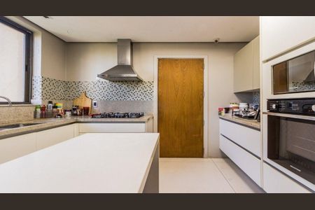 Apartamento para alugar com 500m², 4 quartos e 3 vagasCozinha