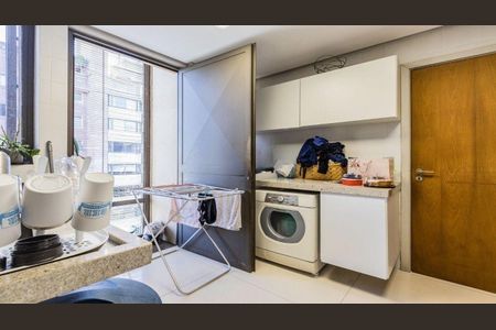 Apartamento para alugar com 500m², 4 quartos e 3 vagasÁrea de Serviço