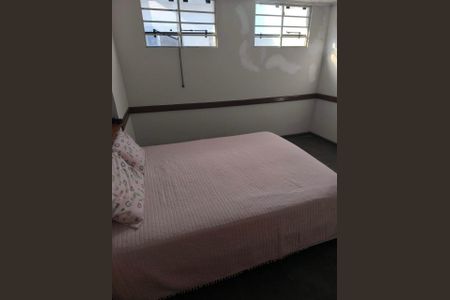 Casa à venda com 5 quartos, 227m² em Planalto Paulista, São Paulo