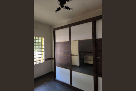 Casa à venda com 5 quartos, 227m² em Planalto Paulista, São Paulo