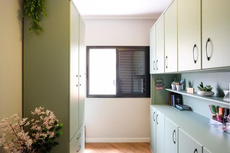 Apartamento à venda com 69m², 3 quartos e 2 vagasQuarto 2