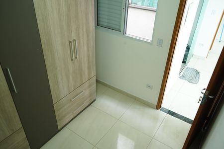 Quarto 1 de apartamento para alugar com 2 quartos, 38m² em Vila Carrão, São Paulo