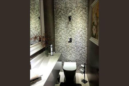 Casa à venda com 3 quartos, 375m² em Indianópolis, São Paulo