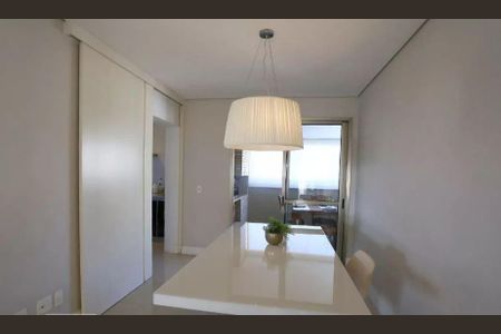 Apartamento à venda com 212m², 3 quartos e 4 vagas