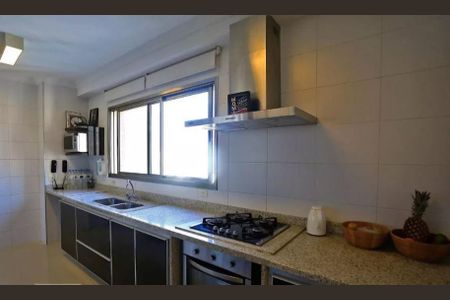 Apartamento à venda com 212m², 3 quartos e 4 vagas